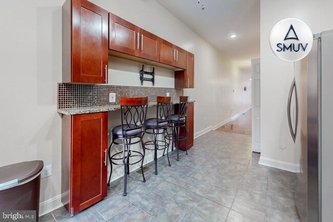 2225 Brookfield Ave in Baltimore, MD - Building Photo - Building Photo