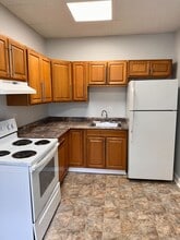 310 Union St, Unit B in Bangor, ME - Building Photo - Building Photo