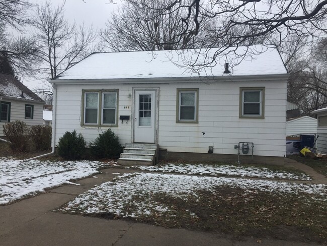 property at 641 Newton St