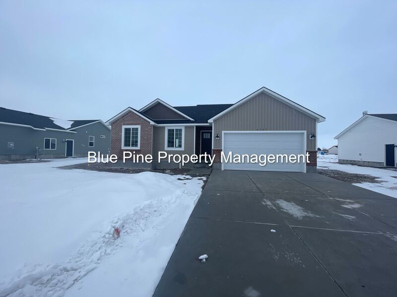 4307 Zona Way in Ammon, ID - Building Photo