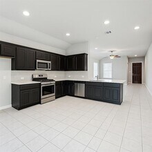 913 Centerra Hills Cir in Round Rock, TX - Building Photo - Building Photo