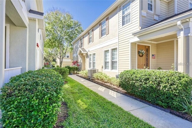 7110 Red Lantern Dr, Unit 23A in Harmony, FL - Building Photo - Building Photo