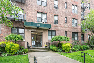 202 Seeley St in Brooklyn, NY - Building Photo - Building Photo