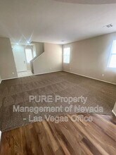 9360 Fort Bayard Ave in Las Vegas, NV - Building Photo - Building Photo