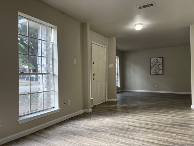 property at 6614 Amberfield Ln