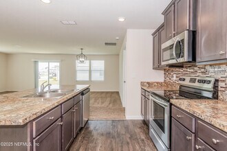 15697 Saddled Charger Dr in Jacksonville, FL - Building Photo - Building Photo