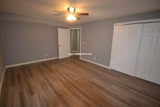 6330 Montgomery Rd in Cincinnati, OH - Building Photo - Building Photo