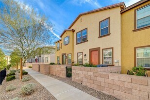 724 Florence Isle Ave in Henderson, NV - Building Photo