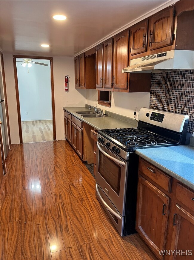 property at 61 Lynncrest Terrace