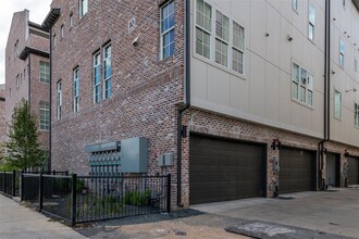 1308 Tinnin Ford Rd, Unit 1407 in Austin, TX - Building Photo - Building Photo