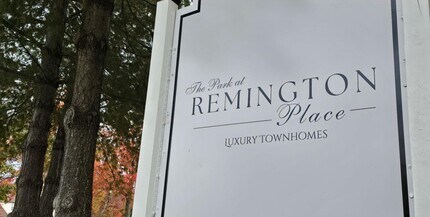 3735 Lochdale Terrace in Lexington, KY - Building Photo - Building Photo