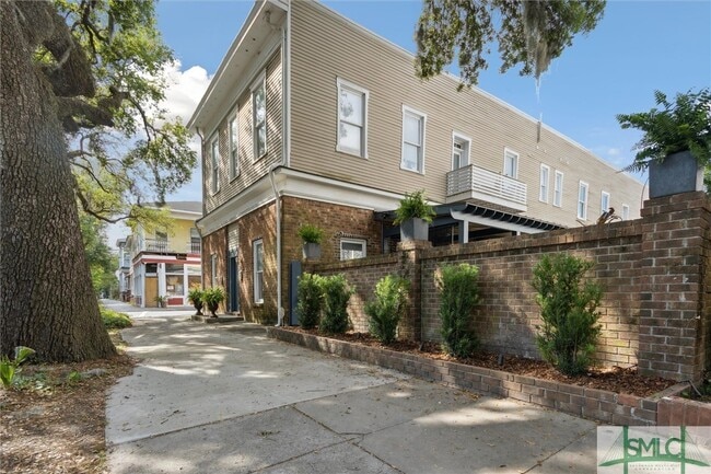 20 W Duffy St in Savannah, GA - Building Photo - Building Photo