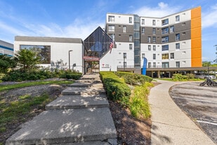 Residences of Troy Apartments - Troy, MI in Troy, MI - Building Photo