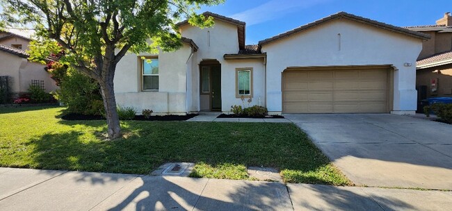 property at 47 Pelleria Dr
