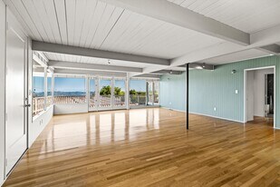 959 Cheltenham Rd in Santa Barbara, CA - Building Photo