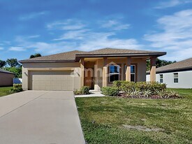 11509 Victory Bay Ln in Gibsonton, FL - Building Photo