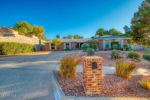 6344 Via Aventura Dr in El Paso, TX - Building Photo