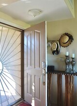 10401 N Saguaro Blvd in Fountain Hills, AZ - Foto de edificio - Building Photo