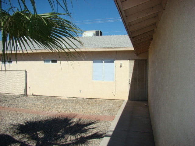 2581 McCulloch Blvd N in Lake Havasu City, AZ - Building Photo - Building Photo