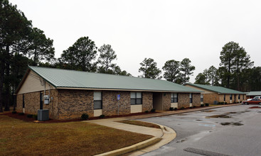 Bayou Village in Bayou La Batre, AL - Foto de edificio - Building Photo