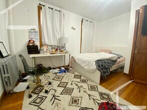 45 Litchfield St, Unit 2 in Boston, MA - Foto de edificio - Building Photo