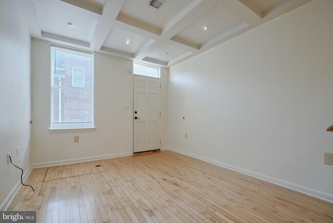 1018 Booth St in Baltimore, MD - Building Photo - Building Photo