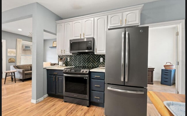 property at 3109 N Williams St