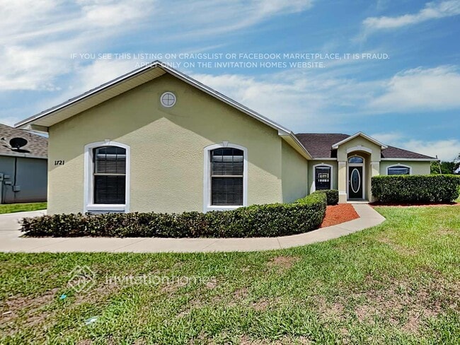 property at 1721 James Pointe Dr