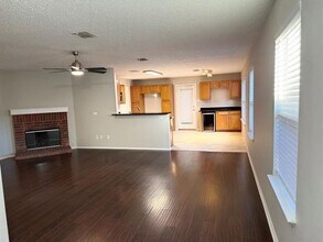 8201 Canoe Ridge Ln in Denton, TX - Building Photo - Building Photo