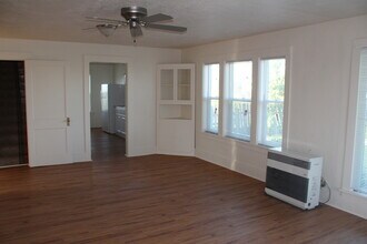 22175 State Line Rd in Malin, OR - Building Photo - Building Photo