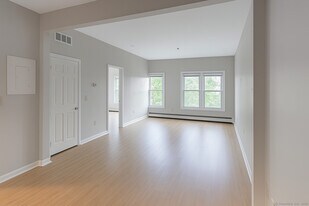 1838 Black Rock Tpke in Fairfield, CT - Building Photo