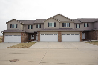 Thomas Square at Grimes in Grimes, IA - Foto de edificio - Building Photo