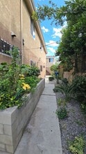 6616 S Figueroa St in Los Angeles, CA - Building Photo - Building Photo