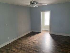 238 S Maple St-Unit -501 1/2 in Lancaster, OH - Building Photo - Building Photo