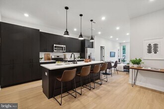 6910 Ridge Ave, Unit 418 in Philadelphia, PA - Building Photo - Building Photo