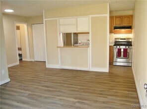 5226 Castlewood Rd in Richmond, VA - Building Photo - Building Photo