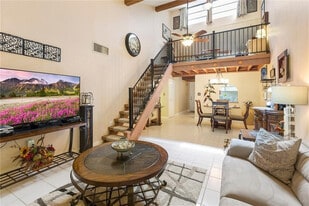 1724 NW 74th Ave in Plantation, FL - Building Photo