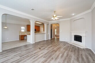 24026 Hackberry Creek Dr in Katy, TX - Building Photo - Building Photo