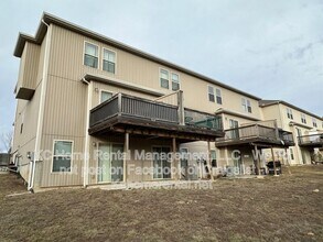 10547 Kane Dr in Kansas City, KS - Building Photo - Building Photo