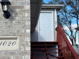 1010 Michelle Ct in Lincoln, NE - Building Photo