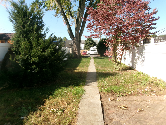 417 N 11th St in Lebanon, PA - Foto de edificio - Building Photo