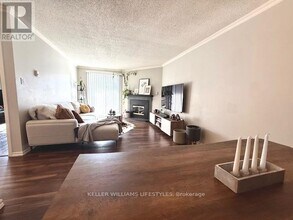 731 Deveron Crescent in London, ON - Building Photo - Building Photo