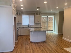 183 Evergreen Ave in Imperial Beach, CA - Building Photo - Building Photo