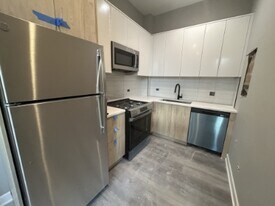 5911 N Nashotah Ave in Chicago, IL - Building Photo