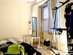 1131 Commonwealth Ave in Boston, MA - Building Photo - Building Photo