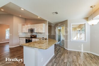 1821 NW 23rd Ave in Cape Coral, FL - Building Photo - Building Photo