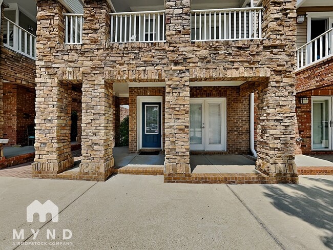 property at 213 16th St NW