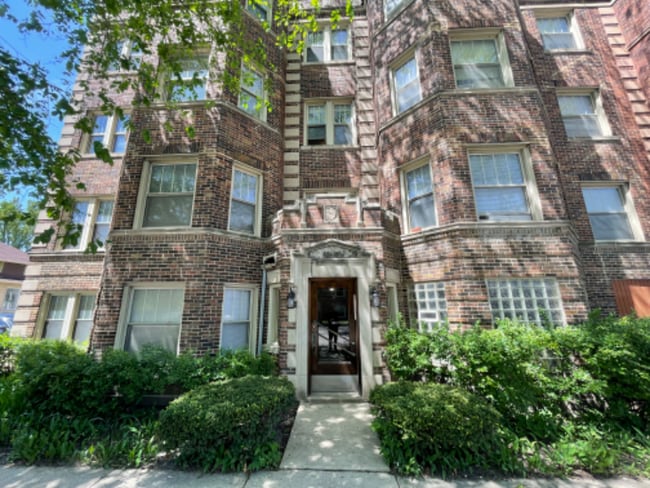 832 S Austin Blvd in Oak Park, IL - Foto de edificio - Building Photo