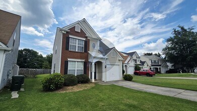 1741 Taynton Cir in Kennesaw, GA - Foto de edificio - Building Photo