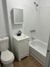 28 Elmwood Ave, Unit 2 in Irvington, NJ - Building Photo - Building Photo